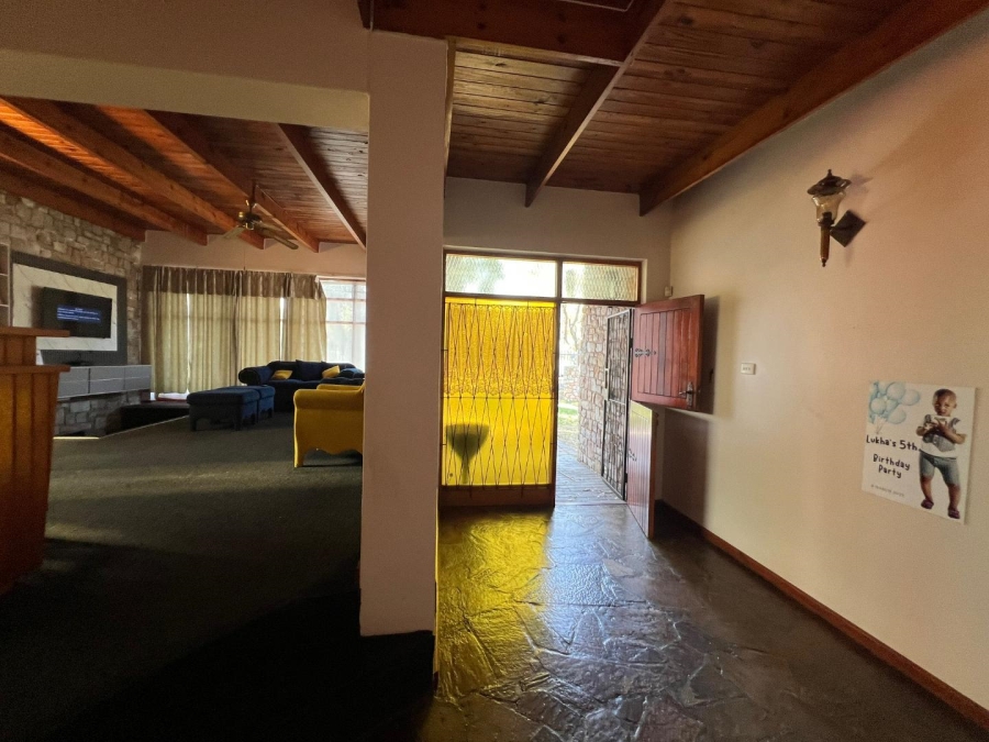 4 Bedroom Property for Sale in Kabega Park Eastern Cape